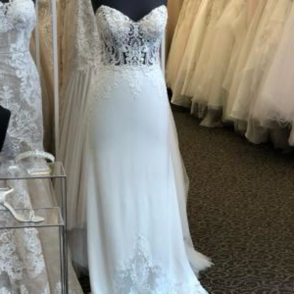 White wedding dress David’s Bridal